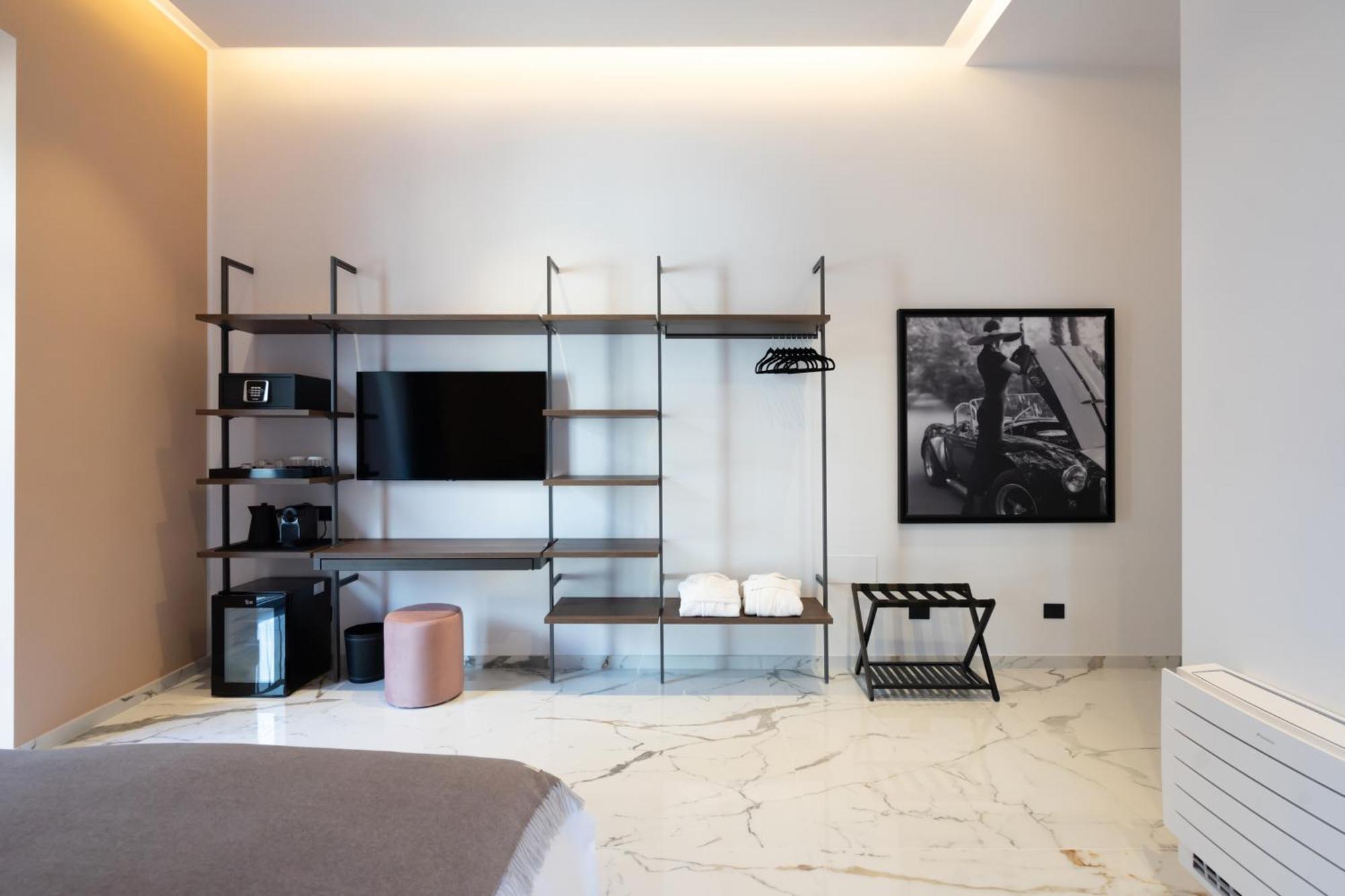 Insogno Suites ナポリ エクステリア 写真